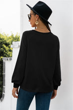 Load image into Gallery viewer, Round Neck Raglan Sleeve Sweatshirt
