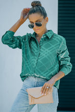 Load image into Gallery viewer, Plaid Puff Sleeve Button-Up Shirt
