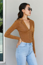 Load image into Gallery viewer, HYFVE Making Memories Cropped Collared Top
