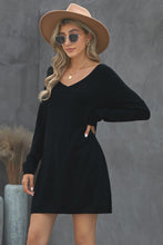 Load image into Gallery viewer, Side Slit Hem Long Sleeve Top
