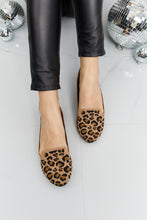 Load image into Gallery viewer, Forever Link Leopard Flats
