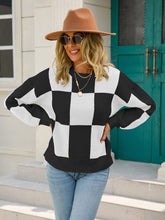 Load image into Gallery viewer, Checkered Dropped Shoulder Knit Pullover
