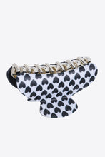 Load image into Gallery viewer, Heart Print Claw Clip
