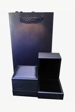 Load image into Gallery viewer, Curious Time 925 Sterling Silver Moissanite Ring
