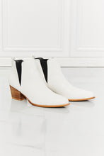 Load image into Gallery viewer, MMShoes Back At It Point Toe Bootie in White
