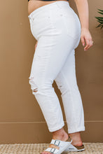 Load image into Gallery viewer, Judy Blue Full Size Jolene Distressed Boyfriend Jeans
