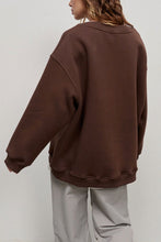 Load image into Gallery viewer, Oversize Round Neck Dropped Shoulder Sweatshirt
