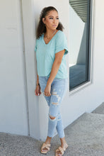 Load image into Gallery viewer, Judy Blue Shannon Full Size Destroyed Tummy Control Skinny Jeans
