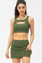 Load image into Gallery viewer, Cutout Detail Sports Bra
