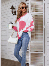Load image into Gallery viewer, Contrast Heart Pattern Rib-Knit Sweater
