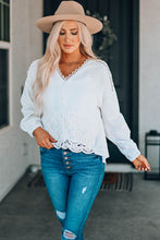Load image into Gallery viewer, Spliced Lace High-Low Blouse
