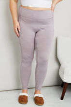 Load image into Gallery viewer, LOVEIT Full Size High Waist Pocket Yoga Leggings

