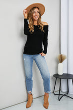 Load image into Gallery viewer, Culture Code Button Detail Off-Shoulder Knit Top
