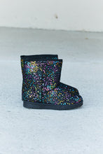 Load image into Gallery viewer, Forever Link Multicolored Sequin Snow Boots
