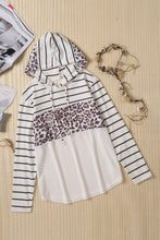 Load image into Gallery viewer, Plus Size Mixed Print Curved Hem Hoodie
