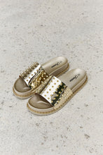Load image into Gallery viewer, Forever Link Studded Platform Slide Sandal
