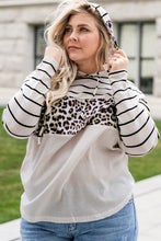 Load image into Gallery viewer, Plus Size Mixed Print Curved Hem Hoodie
