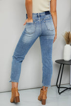 Load image into Gallery viewer, DIBS 1053 RISEN Full Size Distressed Cropped Jeans with Pockets
