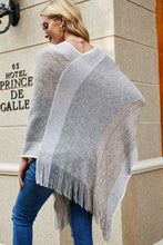 Load image into Gallery viewer, Color Block V-Neck Brushed Poncho

