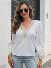 Load image into Gallery viewer, Contrast V-Neck Puff Sleeve Blouse
