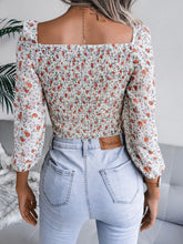 Load image into Gallery viewer, Floral Twist Front Puff Sleeve Top
