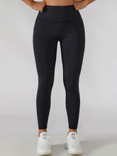 Load image into Gallery viewer, Elastic Waistband Cropped Sports Leggings
