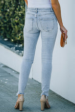 Load image into Gallery viewer, Light Wash Distressed Skinny Jeans with Pockets
