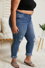 Load image into Gallery viewer, Cello Nicole Full Size Frayed Hem Cropped Jeans
