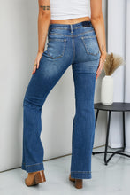 Load image into Gallery viewer, RISEN Full Size Flare Jeans with Pockets
