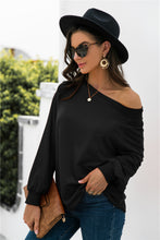 Load image into Gallery viewer, Round Neck Raglan Sleeve Sweatshirt
