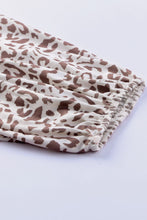 Load image into Gallery viewer, Leopard Contrast Waffle Knit Top
