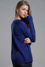 Load image into Gallery viewer, Heart Graphic Raglan Sleeve Pullover Sweater
