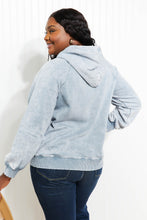 Load image into Gallery viewer, Zenana New Friends Full Size Acid Wash Fleece Hoodie
