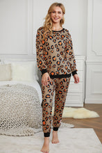 Load image into Gallery viewer, Leopard Contrast Detail Top and Joggers Lounge Set
