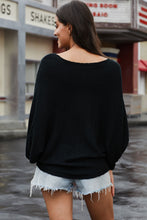 Load image into Gallery viewer, Drop Shoulder light weight sweater
