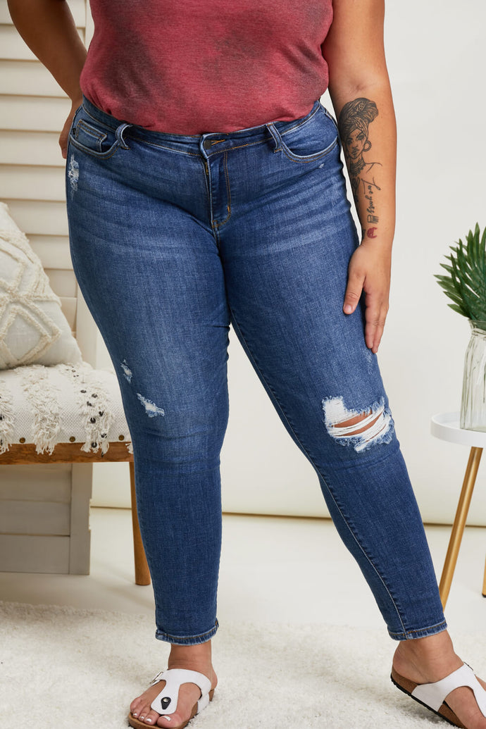 Judy Blue Fay Full Size Cuffed Distressed Slim Jeans