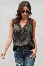 Load image into Gallery viewer, Contrast Lace Tank

