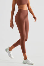 Load image into Gallery viewer, Wide Waistband Sports Leggings with Pockets
