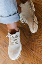 Load image into Gallery viewer, Berness Morning Run Athletic Sneakers in Beige
