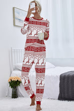 Load image into Gallery viewer, Reindeer and Snowflake Print Pajama Set
