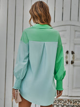 Load image into Gallery viewer, Contrast Lantern Sleeve Shirt
