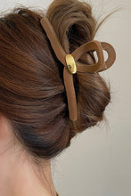 Load image into Gallery viewer, Fashionable Claw Clip
