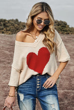 Load image into Gallery viewer, Heart Graphic Oversized Sweater
