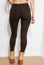 Load image into Gallery viewer, YMI Jeanswear Kate Hyper-Stretch Mid-Rise Skinny Jeans in Clove
