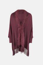 Load image into Gallery viewer, Faux Fur Trim Fringe Hem Poncho
