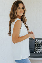 Load image into Gallery viewer, Lace Yoke Round Neck Tank
