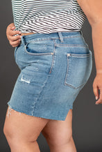 Load image into Gallery viewer, Judy Blue Elena Full Size High-Waist Cutoff Shorts

