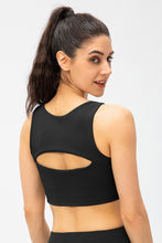 Load image into Gallery viewer, Cutout Detail Sports Bra

