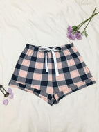 Plus Size Plaid Drawstring Elastic Waist Cuffed Shorts