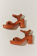 Load image into Gallery viewer, KAYLEEN Live Intentionally Block Heeled Sandals
